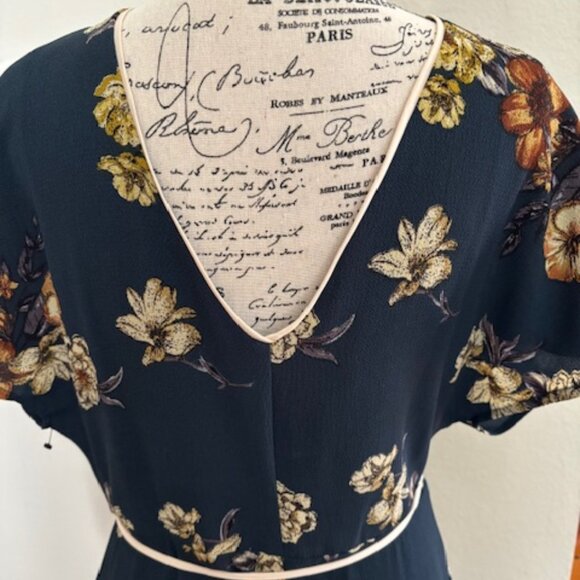 Leith Floral Hi Lo Wrap Dress - Picture 5 of 11